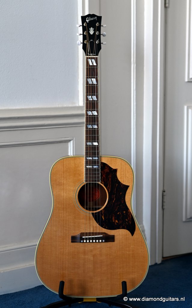 Gibson Sheryl Crow Country Western Supreme - Diamond Guitars