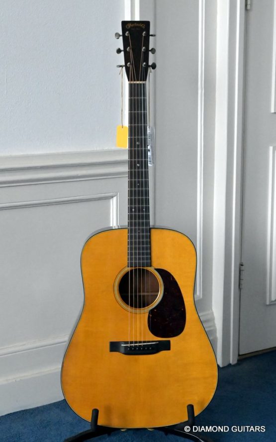 image of martin d-18 1939 authentic aged
