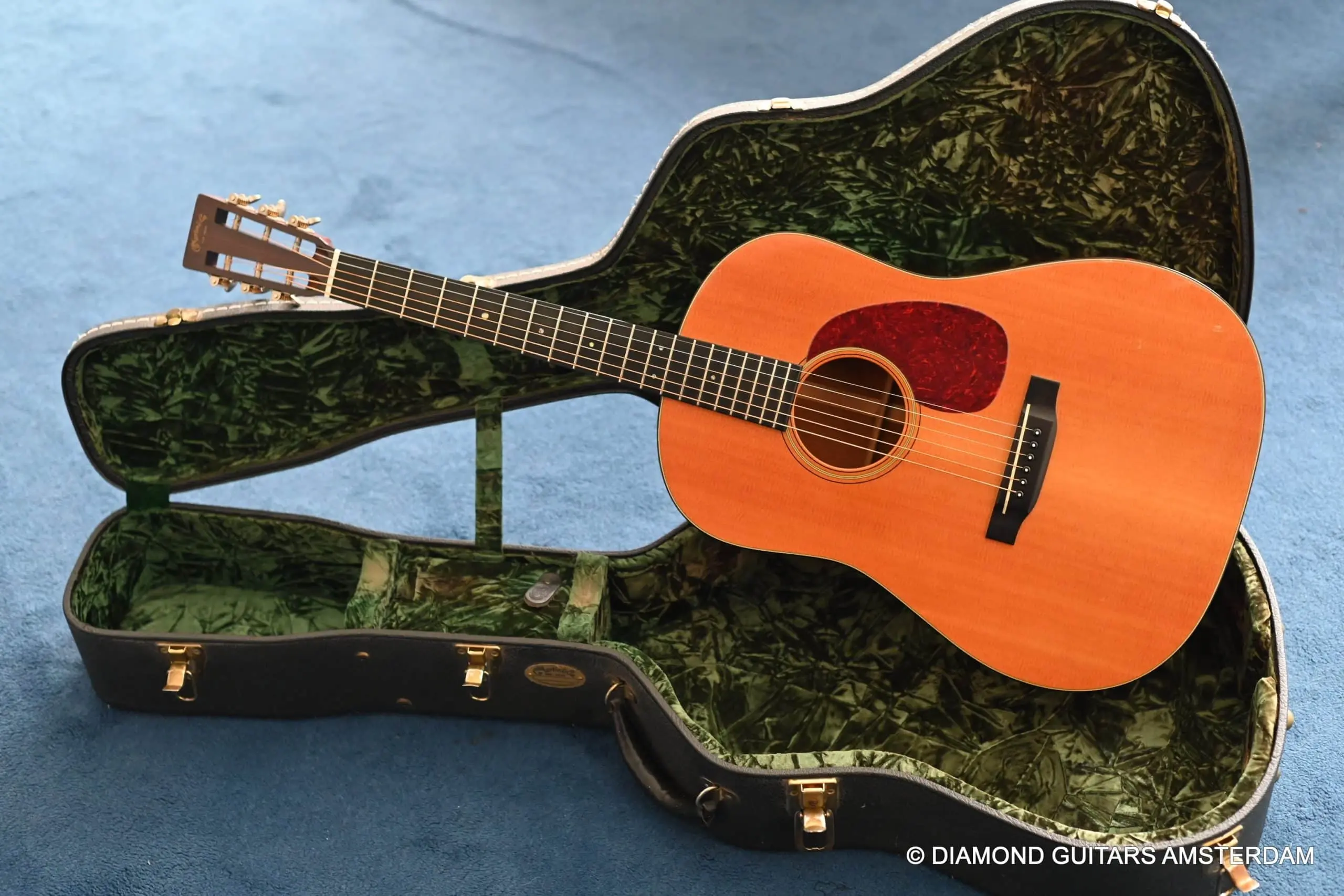 Martin D-18VM Vintage Seriese 1997年製 FS: 1997 Martin D-18VM (early D-18V) - The Unofficial Martin