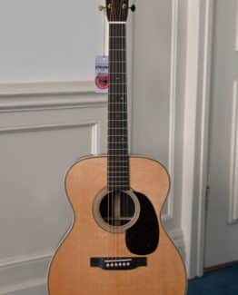 Martin D-28 - Diamond Guitars