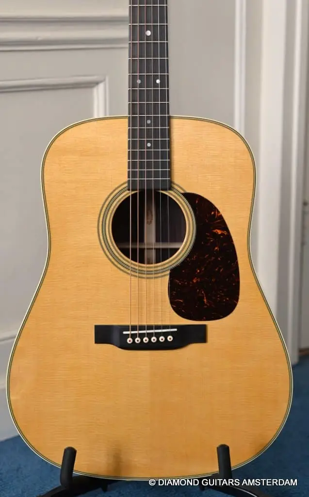 Martin D-28 - Diamond Guitars