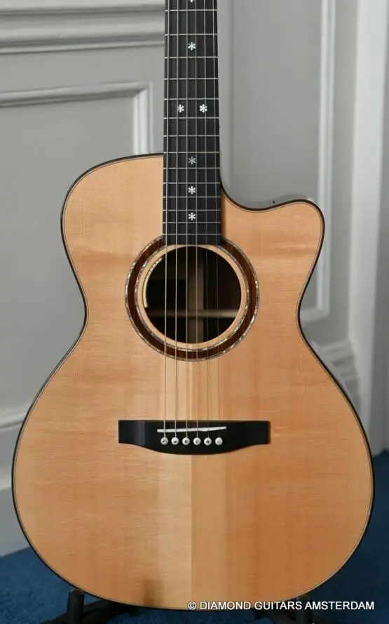 Lakewood M-32 CP Rosewood - Sitka - Diamond Guitars