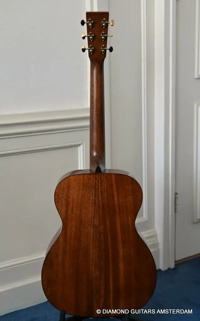 Martin 000-18 ModernDeluxe 良品 Martin 000-18 Modern Deluxe Acoustic Guitar Review - Premier