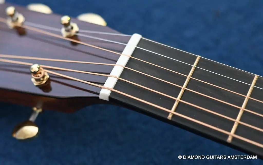 Martin 000-18 Modern Deluxe - Diamond Guitars