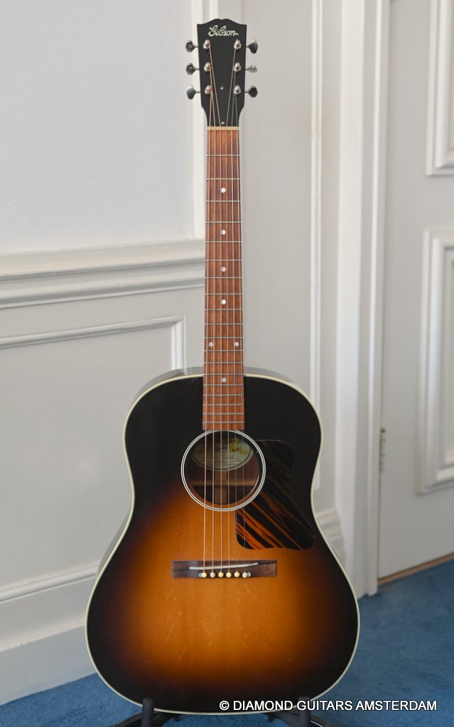 image of gibson j-35 20th anniversary