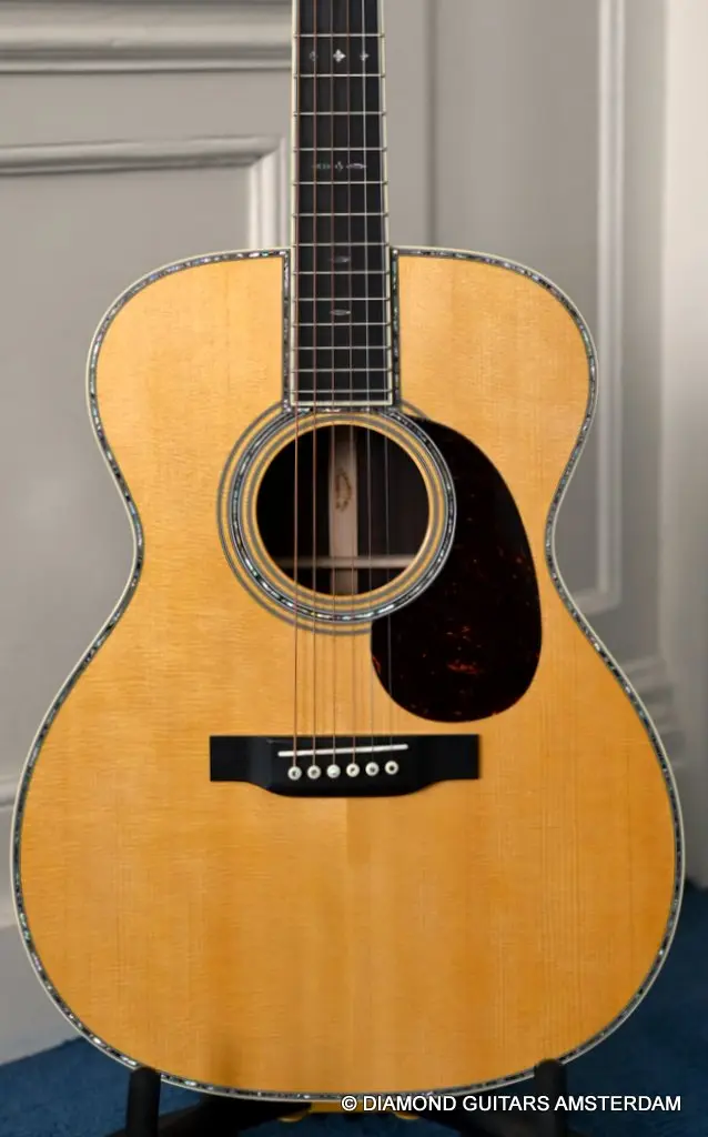 Martin 000-42 - Diamond Guitars