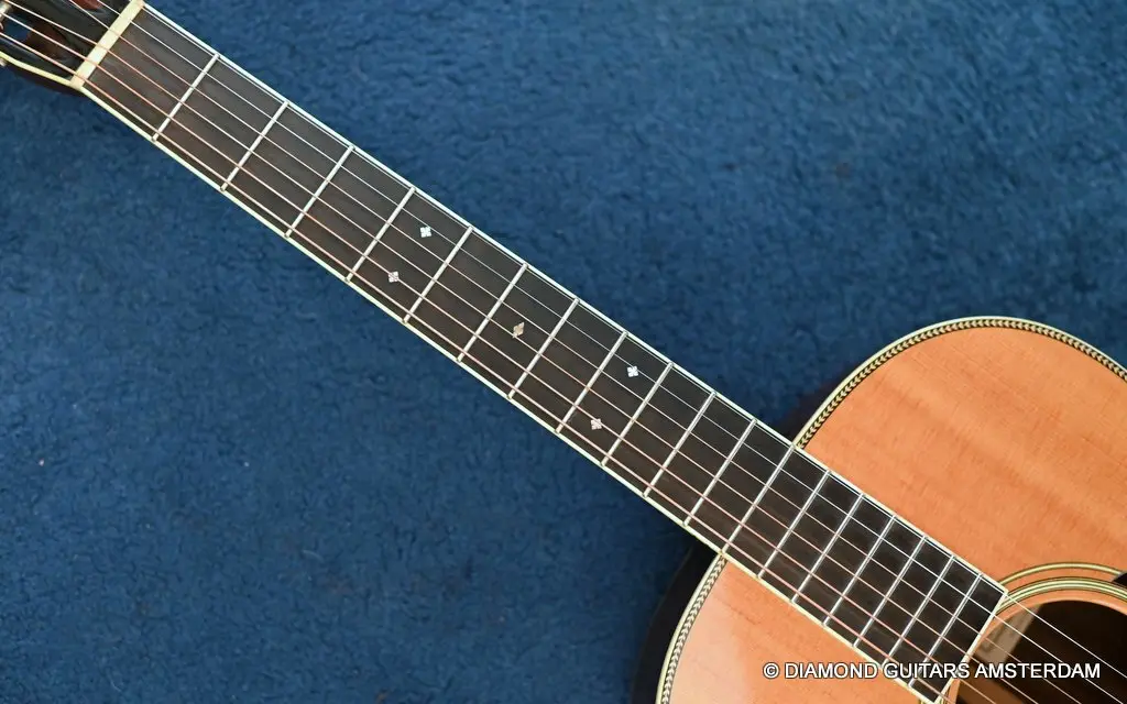 Santa Cruz 000 12-fret - Diamond Guitars