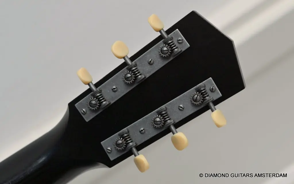 Waterloo WL-14L Jet Black - Diamond Guitars