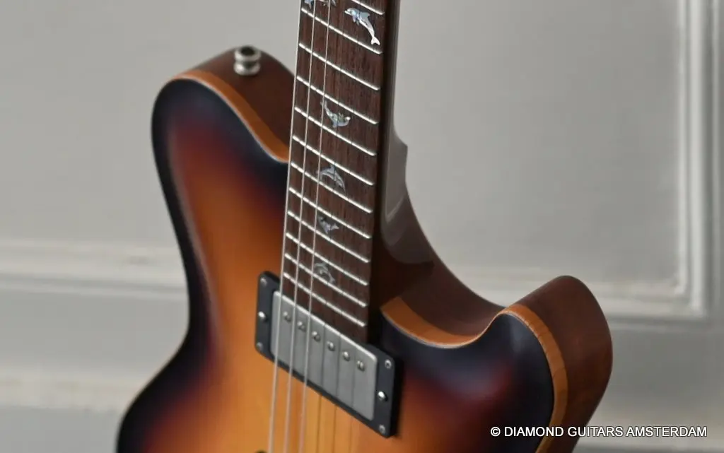 Nik Huber Dolphin II - Diamond Guitars Nik Huber Dolphin II - Diamond Guitars