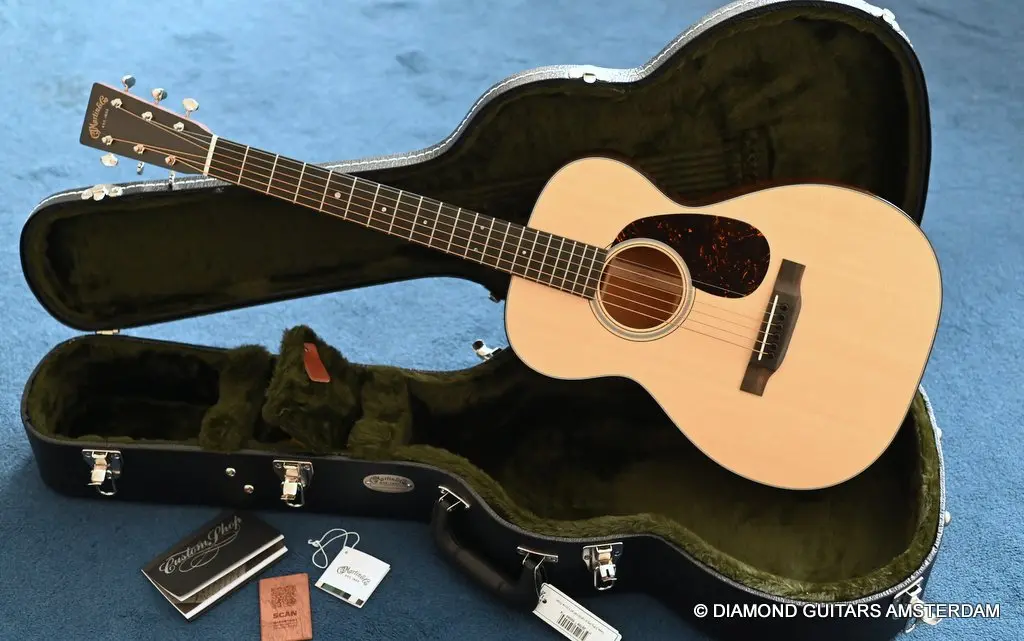 Martin 0-18 Custom Shop - Diamond Guitars