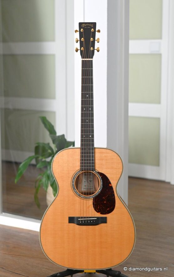 image of Martin 000-28I Custom