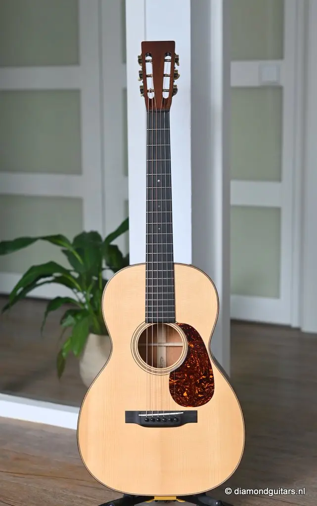 Martin 00-18 Authentic 1931 - Diamond Guitars