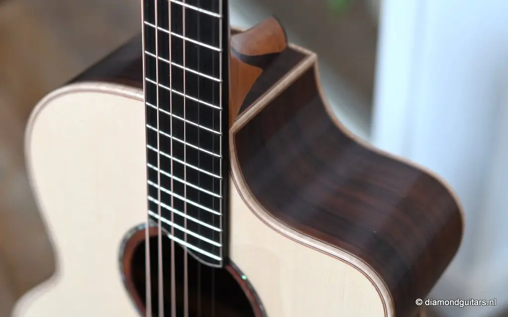 Lowden F50c Brazilian Rosewood - Alpine Spruce - Diamond Guitars