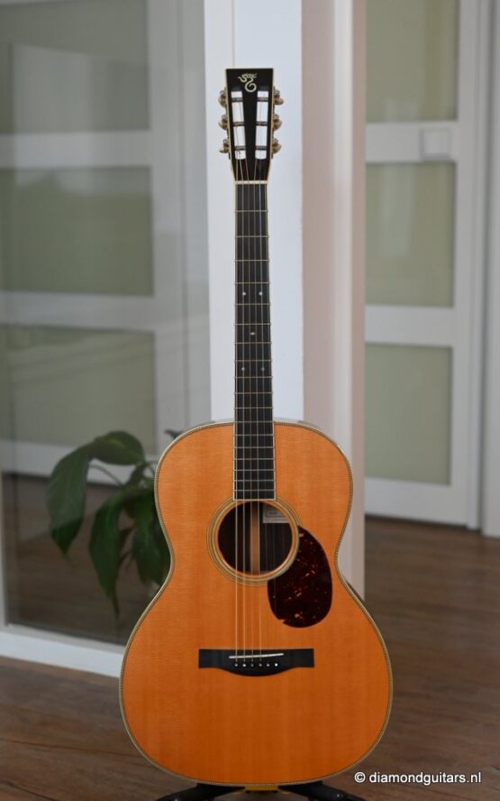 image of Santa Cruz 000 12-fret