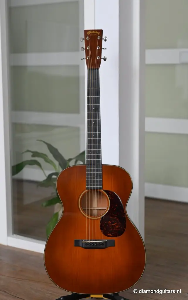 Martin OM-18 Authentic 1933 - Diamond Guitars