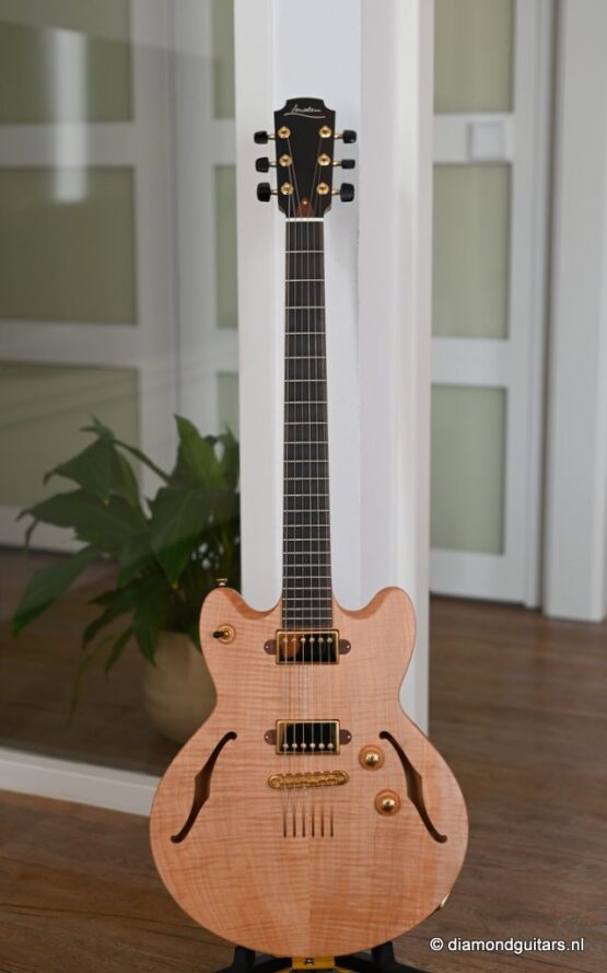 image of lowden gl-j